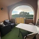 Ensoleille Pres Du Port Et Des Plages Solea Апартаменты Йер