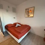 Апартаменты Ensoleille Pres Du Port Et Des Plages Solea Йер