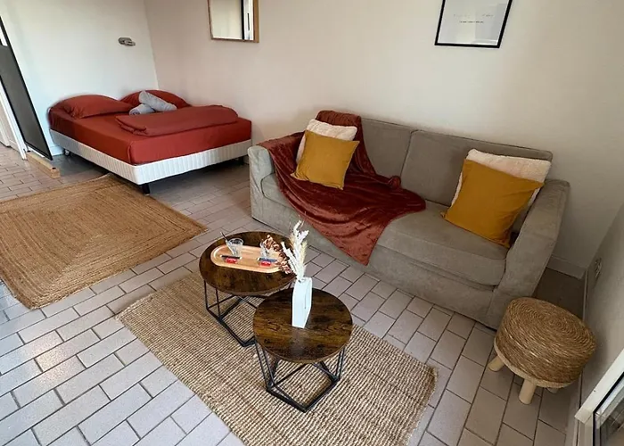 Appartement Ensoleillé Près Du Port Et Des Plages *