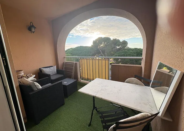 Apartman Ensoleille Pres Du Port Et Des Plages Solea *